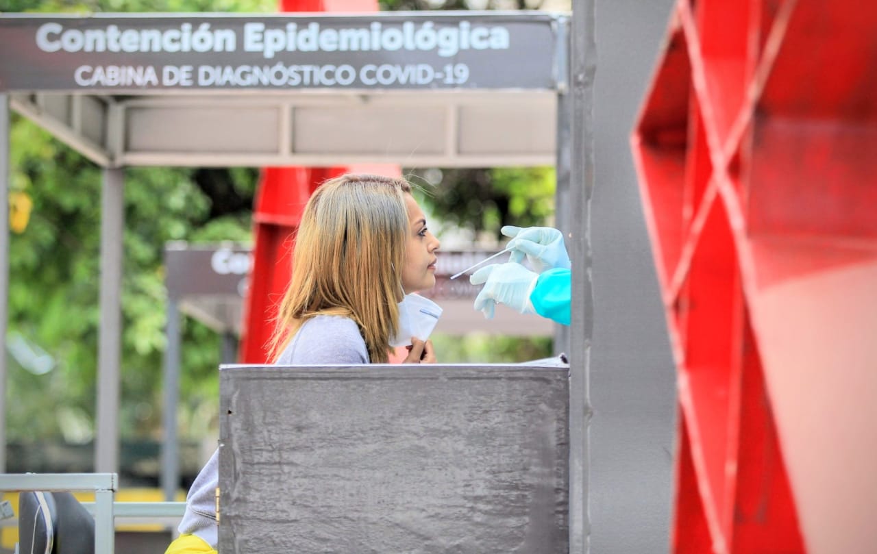 Salud realiza segunda jornada de 1,000 pruebas COVID19 en San Salvador salud-realiza-segunda-jornada-de-1000-pruebas-covid19-en-san-salvador